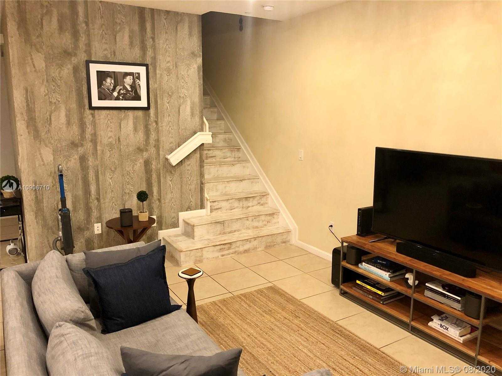 Small Image of 2919 CASCADA ISLES WAY #2919, Cooper City Number 6