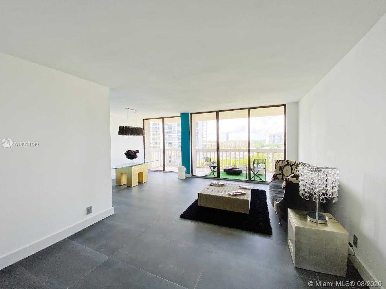 Small Image of 19355 Turnberry Way, Miami, FL 33180, USA Number 2