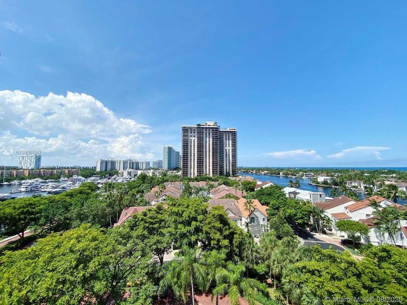 Small Image of 19355 Turnberry Way, Miami, FL 33180, USA Number 34