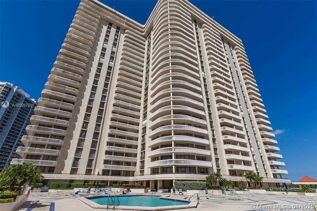 Small Image of 19355 Turnberry Way, Miami, FL 33180, USA Number 39