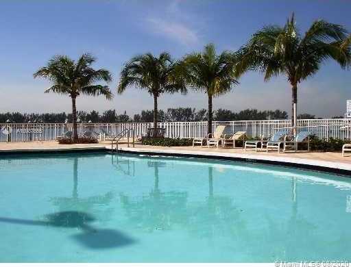 Small Image of 2101 BRICKELL AVE #1005, Miami Number 13