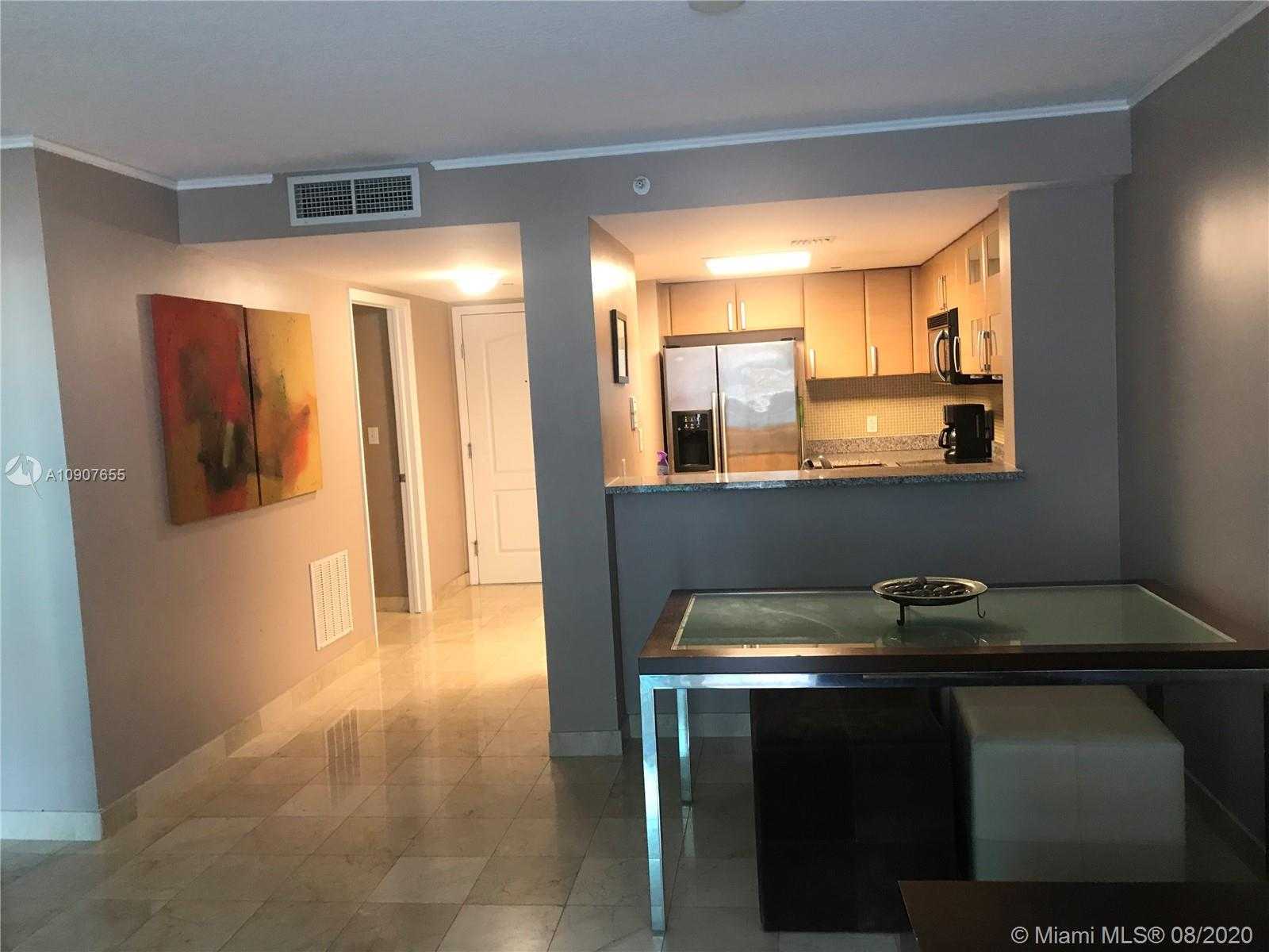 Small Image of 2101 BRICKELL AVE #1005, Miami Number 3