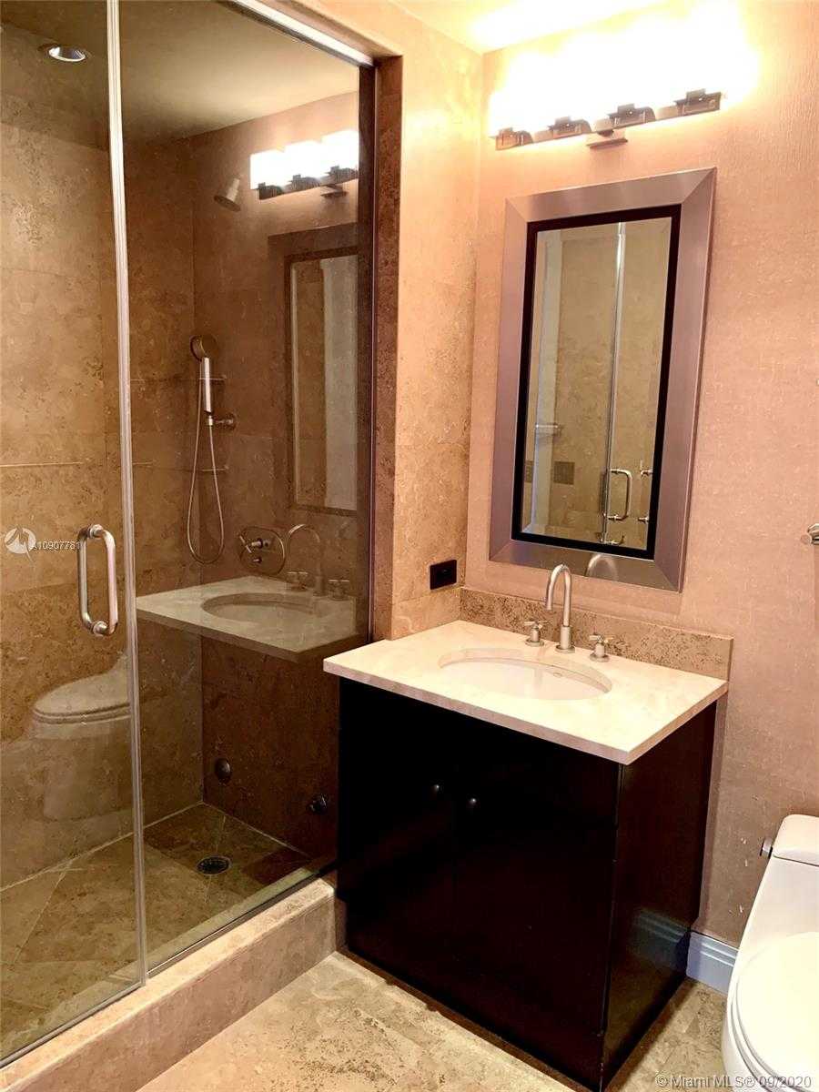 Small Image of 1425 BRICKELL AVE #53B, Miami Number 7