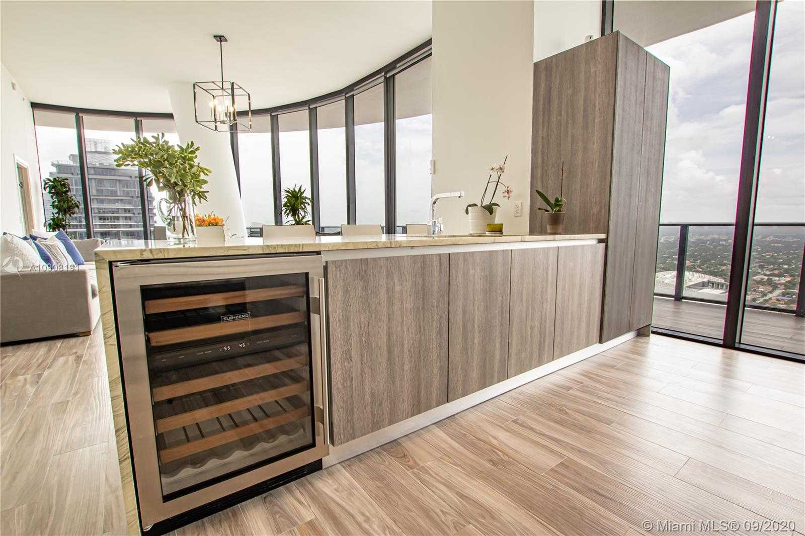 Small Image of 801 SOUTH MIAMI AVE #5601, Miami Number 4