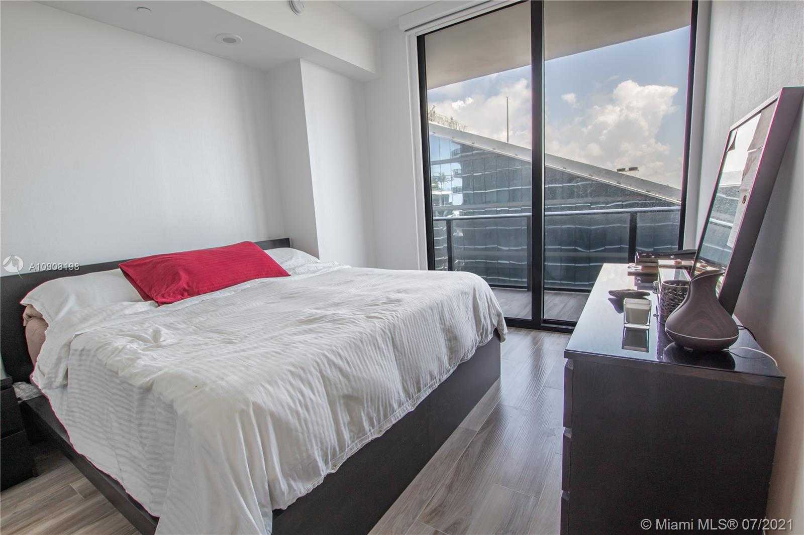 Small Image of 801 SOUTH MIAMI AVE #5006, Miami Number 12