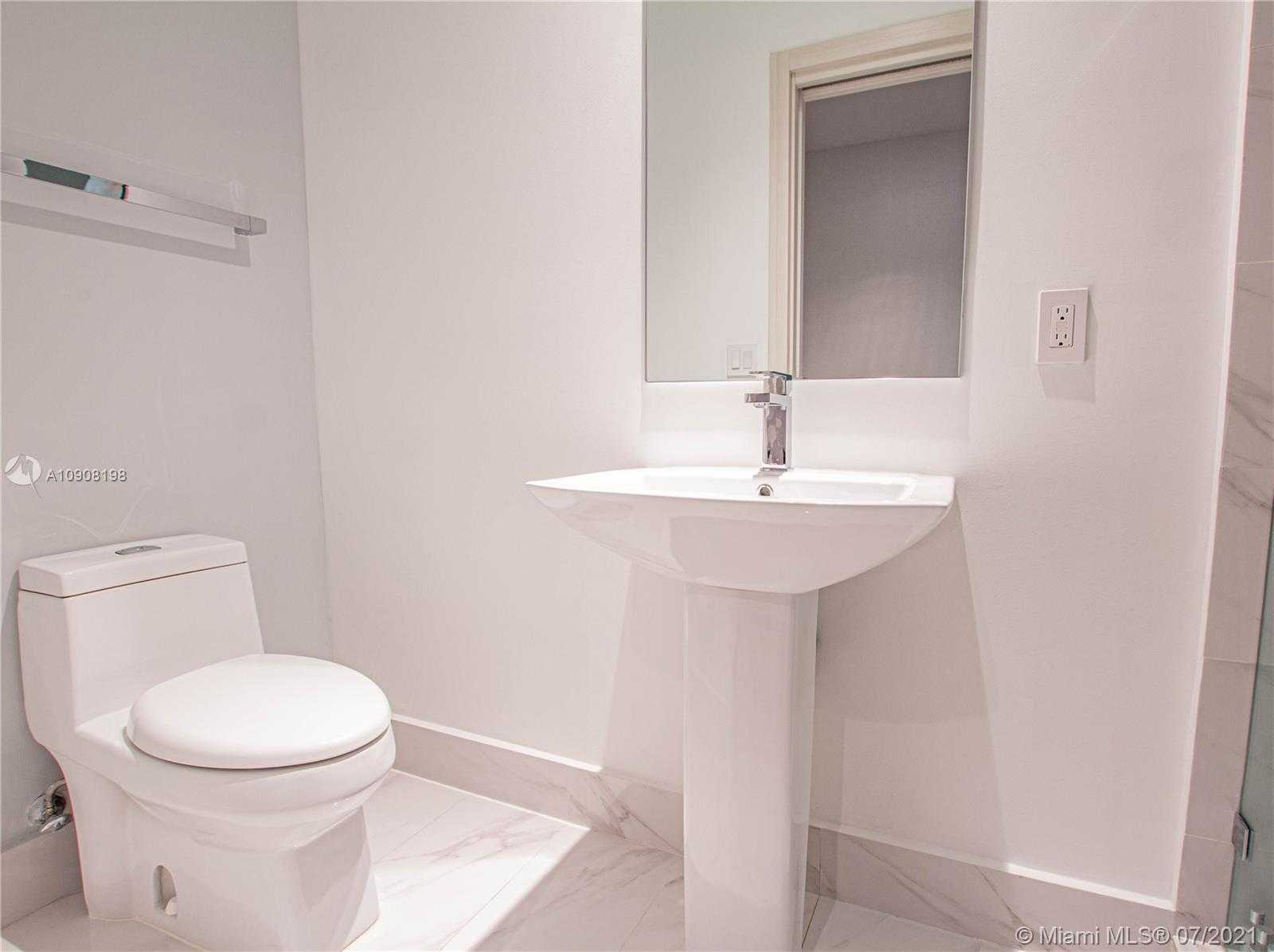 Small Image of 801 SOUTH MIAMI AVE #5006, Miami Number 4