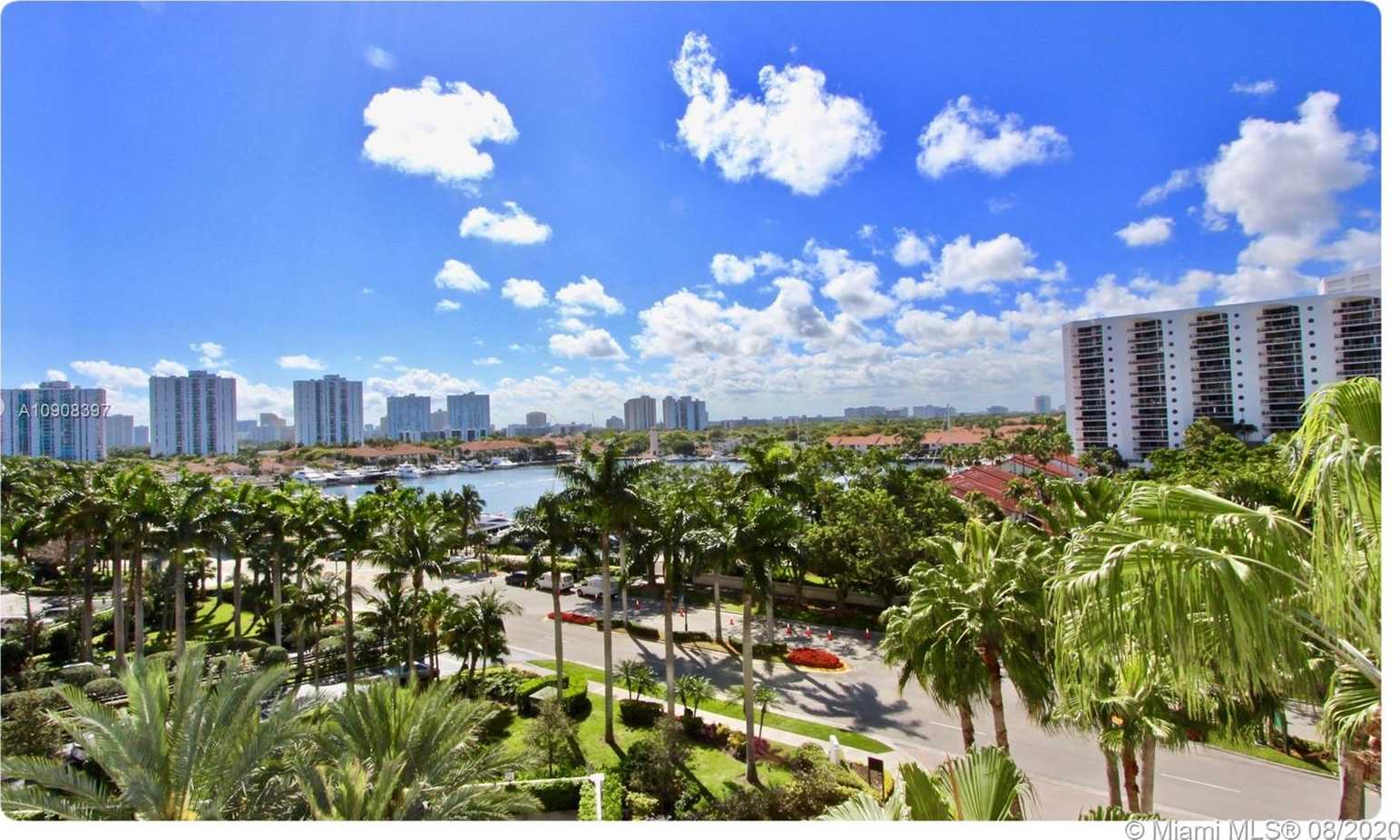 Small Image of 21205 YACHT CLUB DR #707, Aventura Number 22