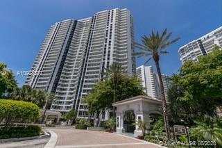 Small Image of 21205 YACHT CLUB DR #707, Aventura Number 24