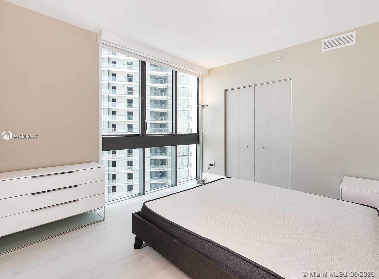 Small Image of 650 NORTH EAST 32 ST #3007, Miami Number 19