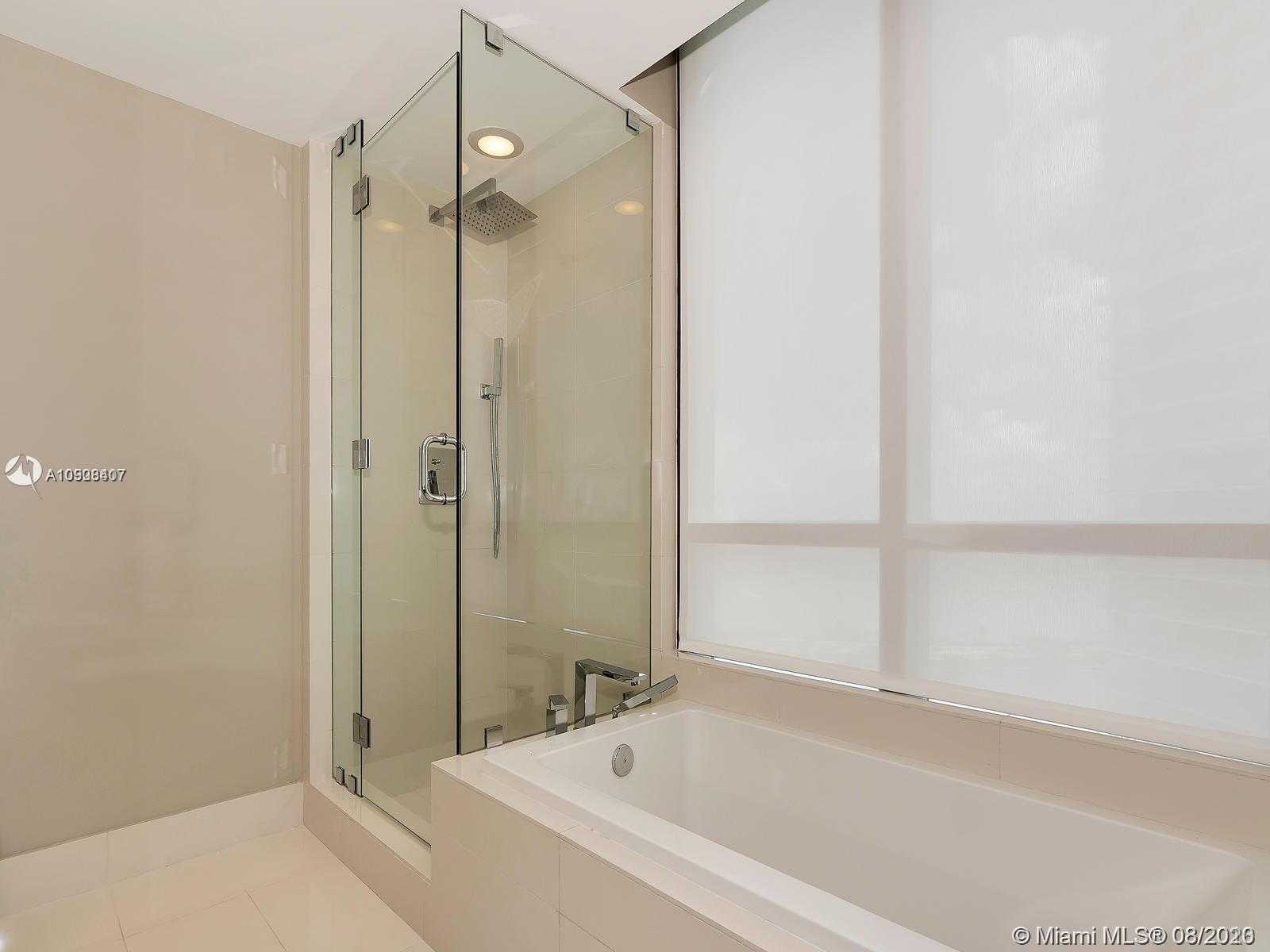 Small Image of 650 NORTH EAST 32 ST #3007, Miami Number 23
