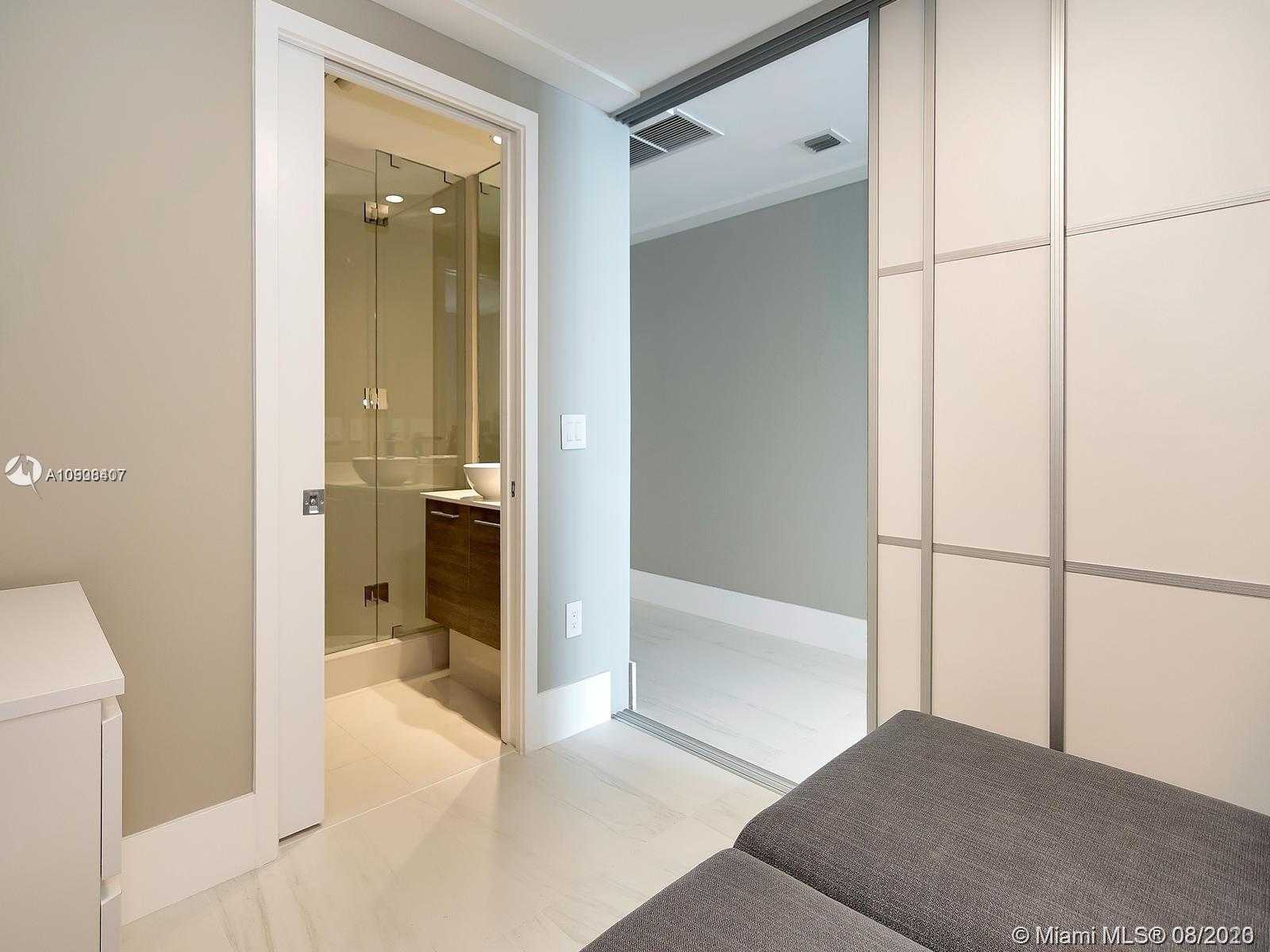 Small Image of 650 NORTH EAST 32 ST #3007, Miami Number 28