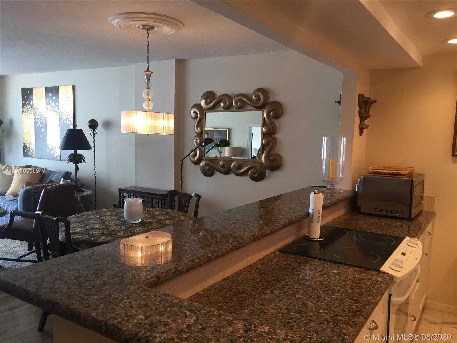 Small Image of 199 Ocean Ln Dr, Key Biscayne, FL 33149, USA Number 5