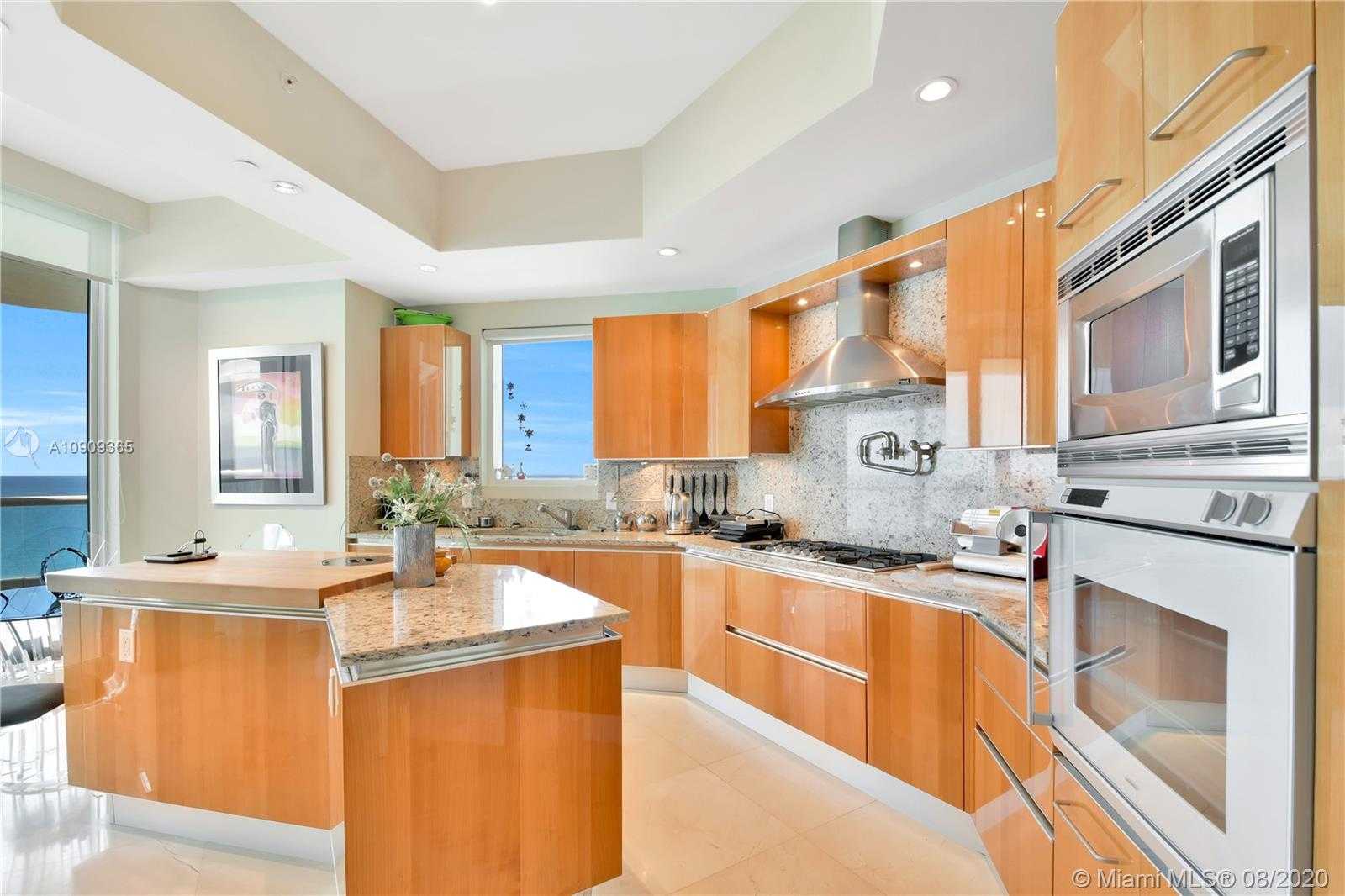 Small Image of 16051 COLLINS AV #1701, Sunny Isles Beach Number 9