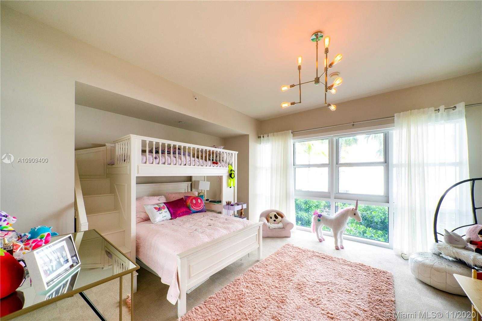 Small Image of 6103 AQUA AVE #102, Miami Beach Number 21