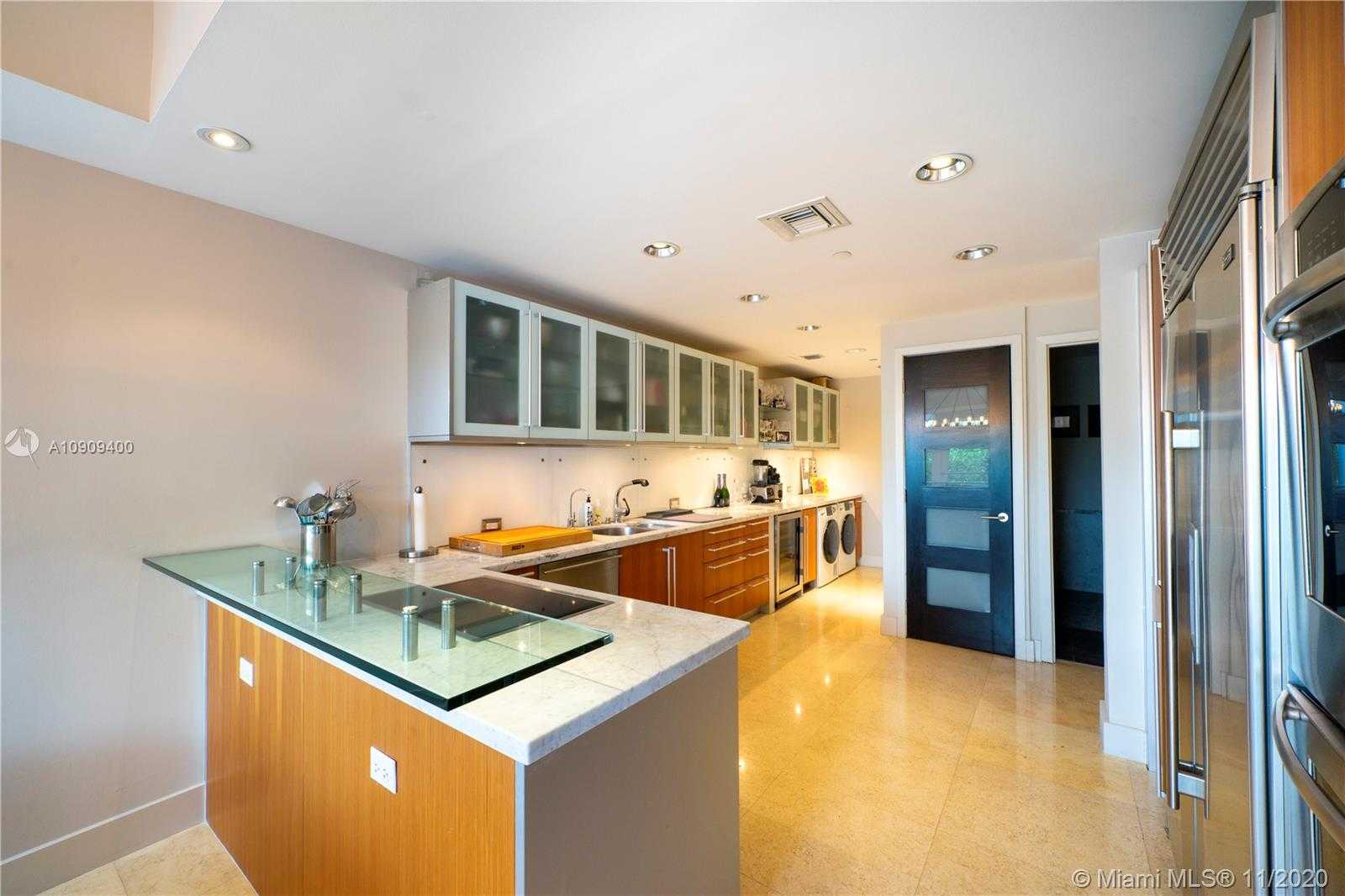 Small Image of 6103 AQUA AVE #102, Miami Beach Number 5