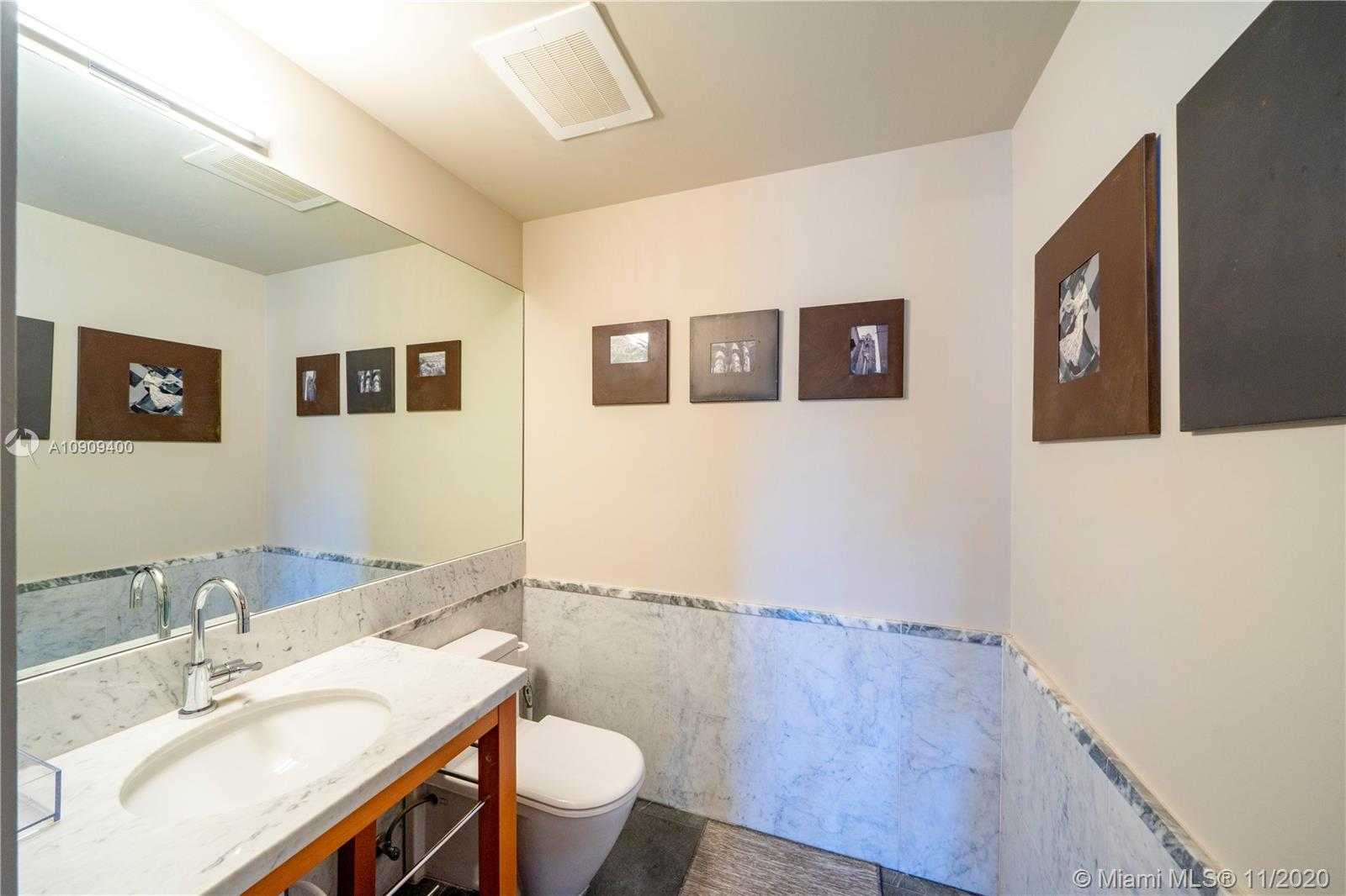 Small Image of 6103 AQUA AVE #102, Miami Beach Number 52