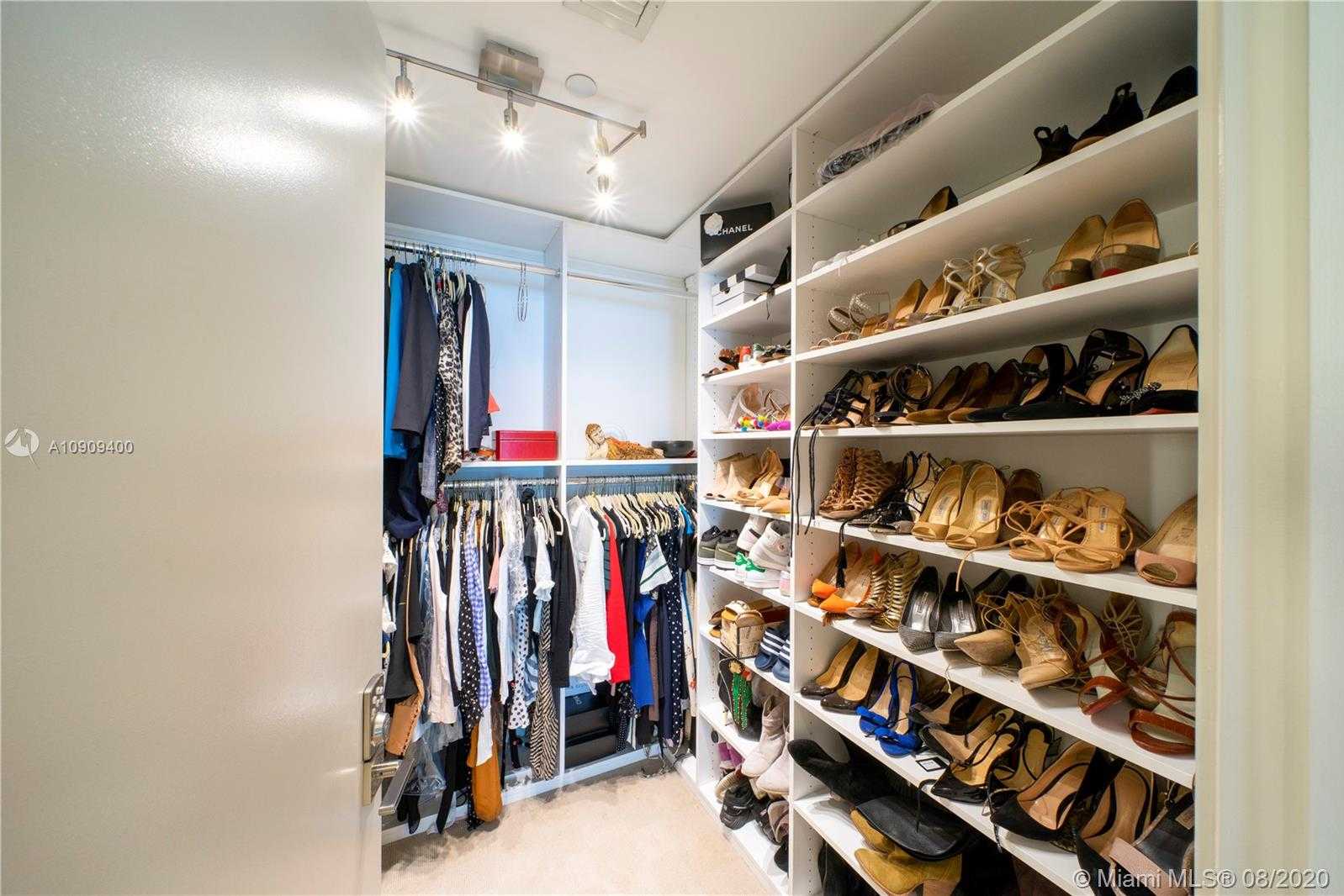 Small Image of 6103 AQUA AVE #102, Miami Beach Number 56