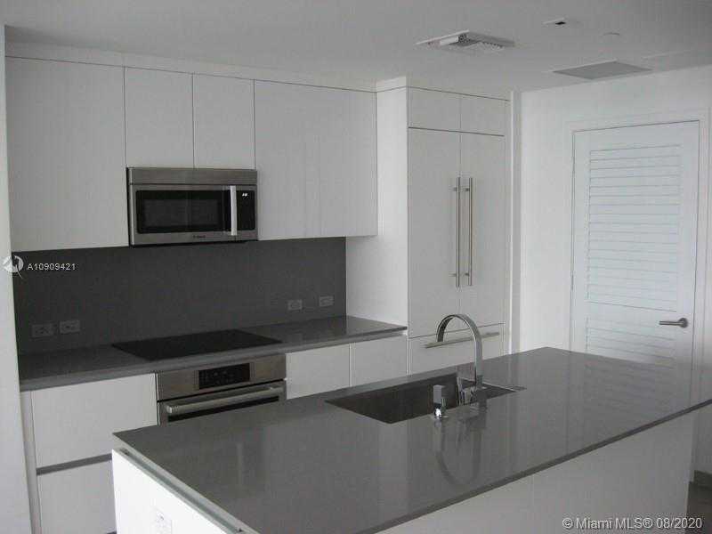 Small Image of 68 SOUTH EAST 6TH #2606, Miami Number 12
