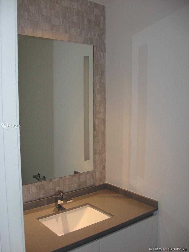 Small Image of 68 SOUTH EAST 6TH #2606, Miami Number 23