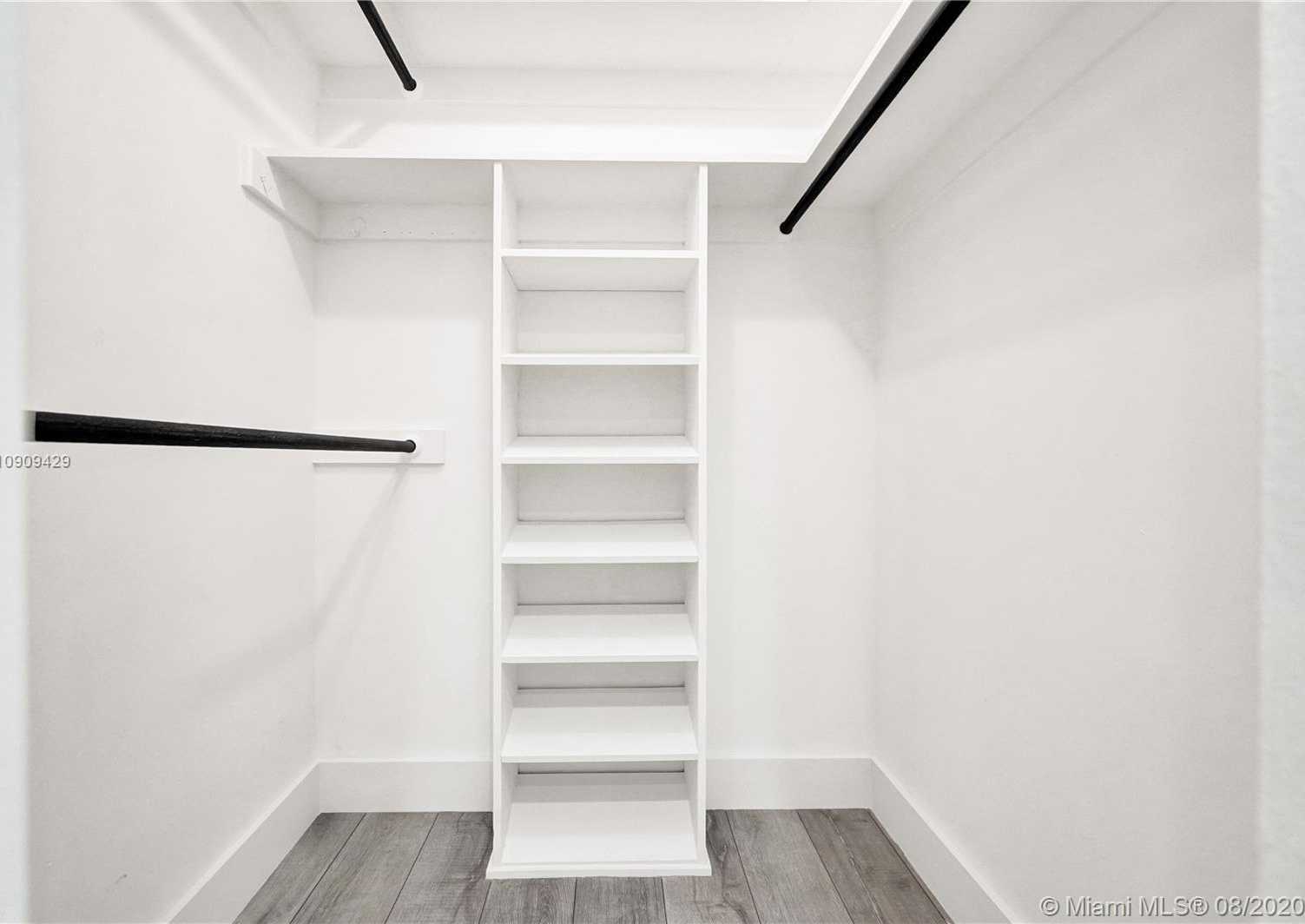 Small Image of 177 OCEAN LN DR #909, Key Biscayne Number 16