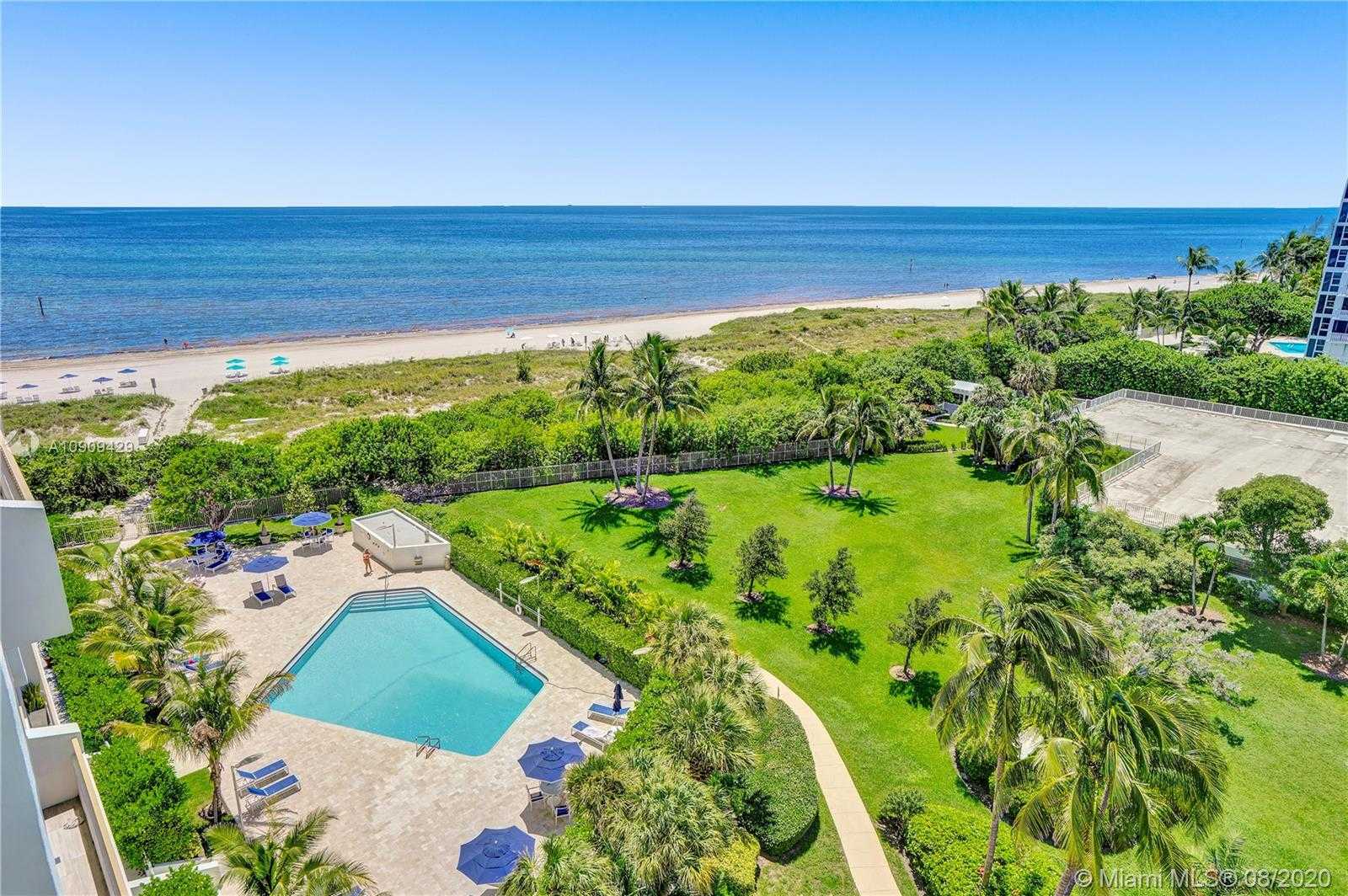 Small Image of 177 OCEAN LN DR #909, Key Biscayne Number 9
