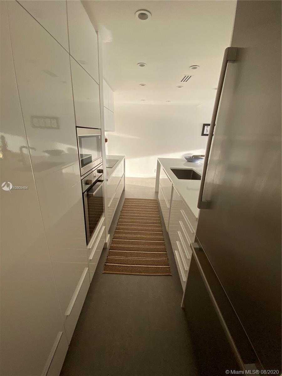 Small Image of 3 ISLAND AVE #12G, Miami Beach Number 12