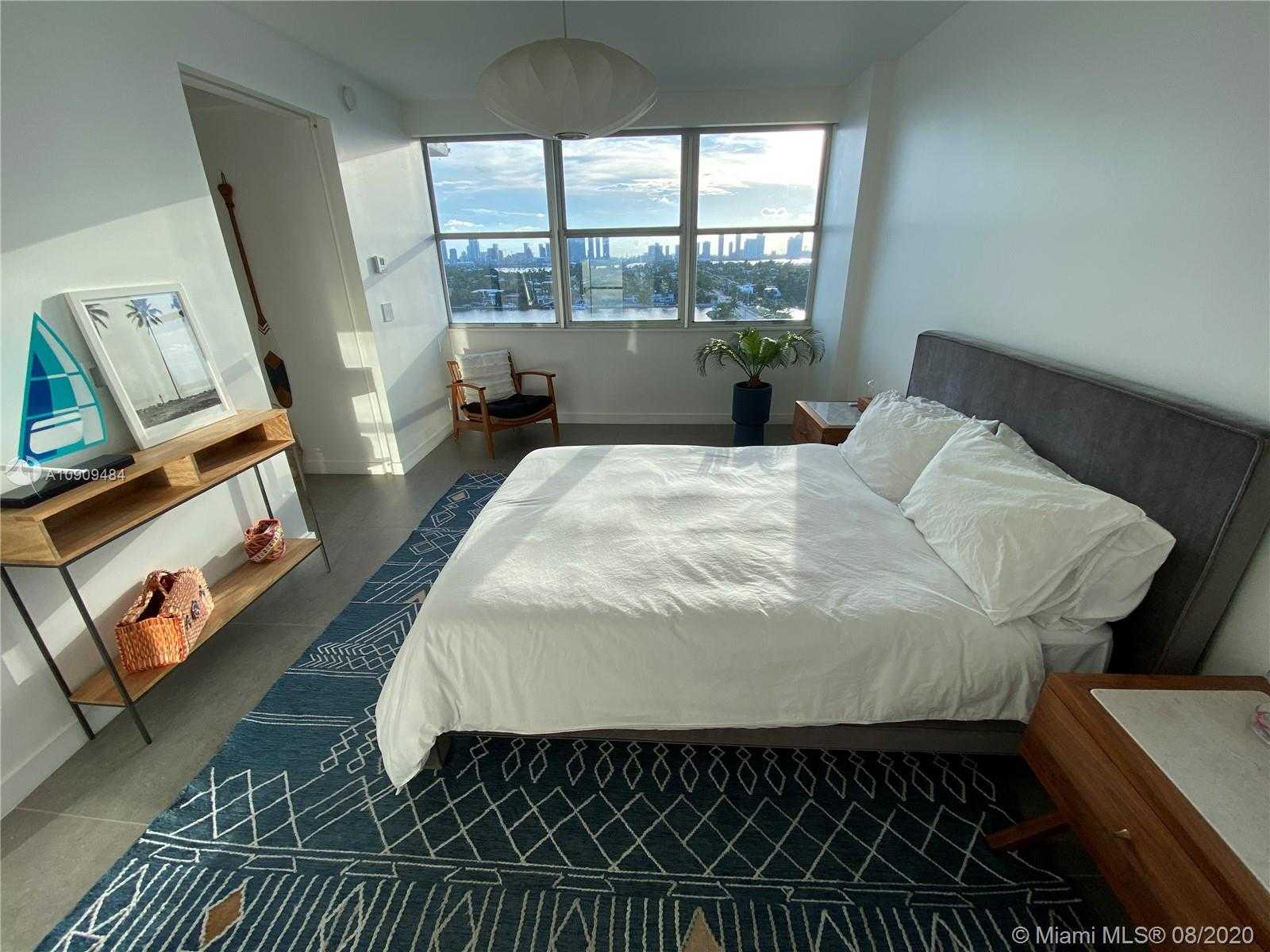 Small Image of 3 ISLAND AVE #12G, Miami Beach Number 19