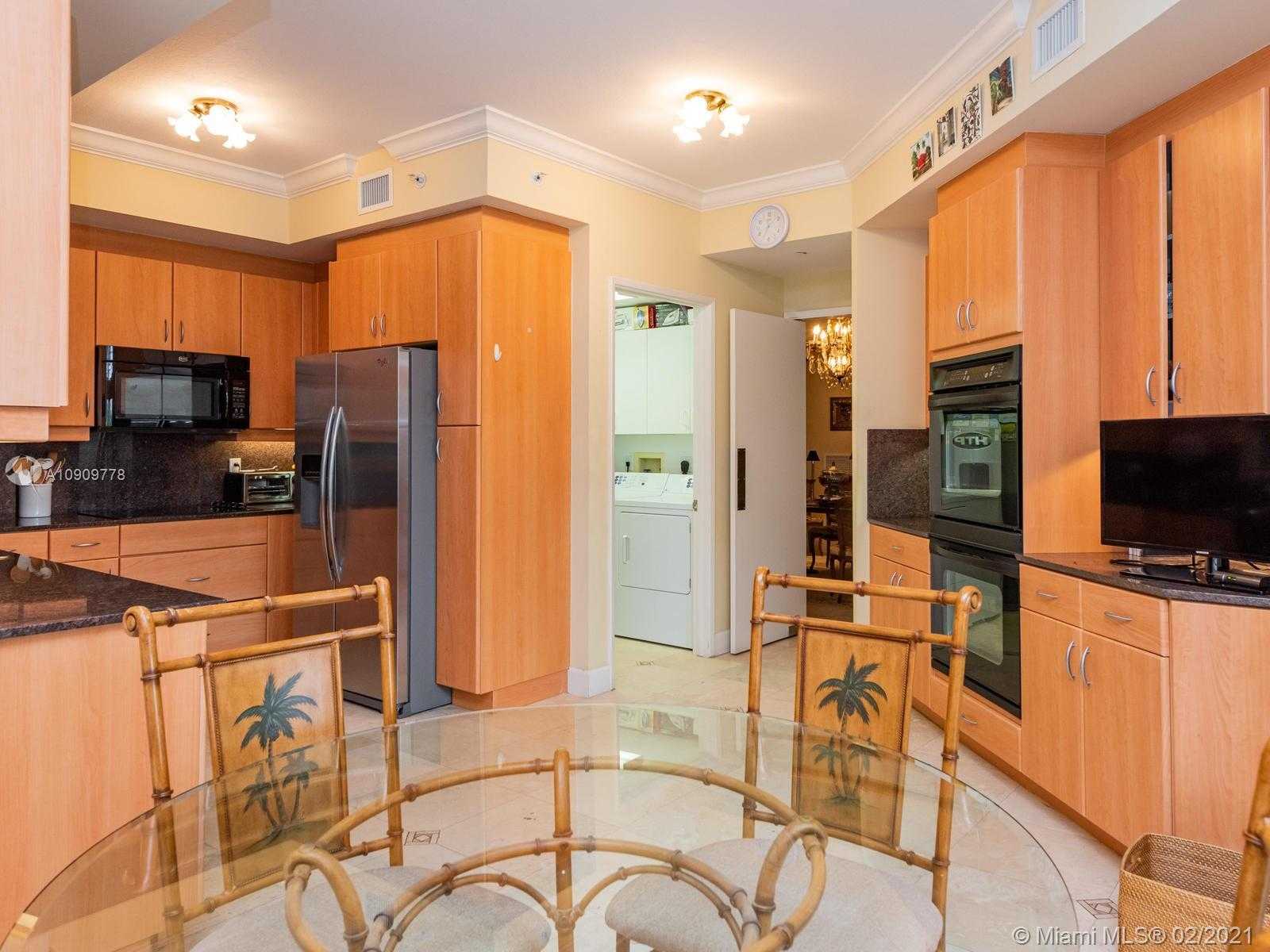 Small Image of 727 CRANDON BLVD #202, Key Biscayne Number 13