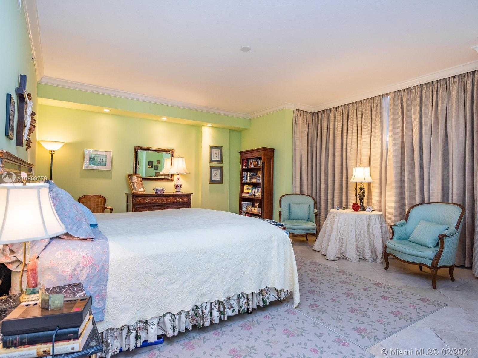 Small Image of 727 CRANDON BLVD #202, Key Biscayne Number 21