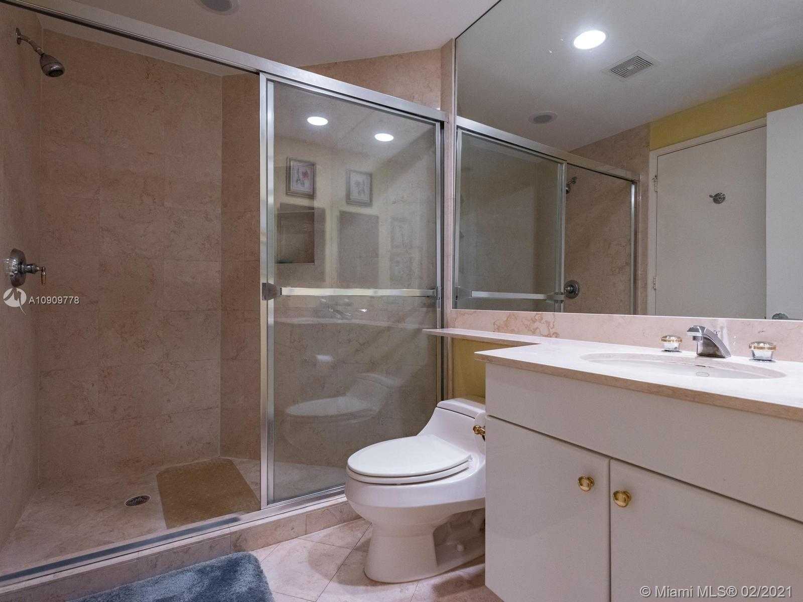 Small Image of 727 CRANDON BLVD #202, Key Biscayne Number 28