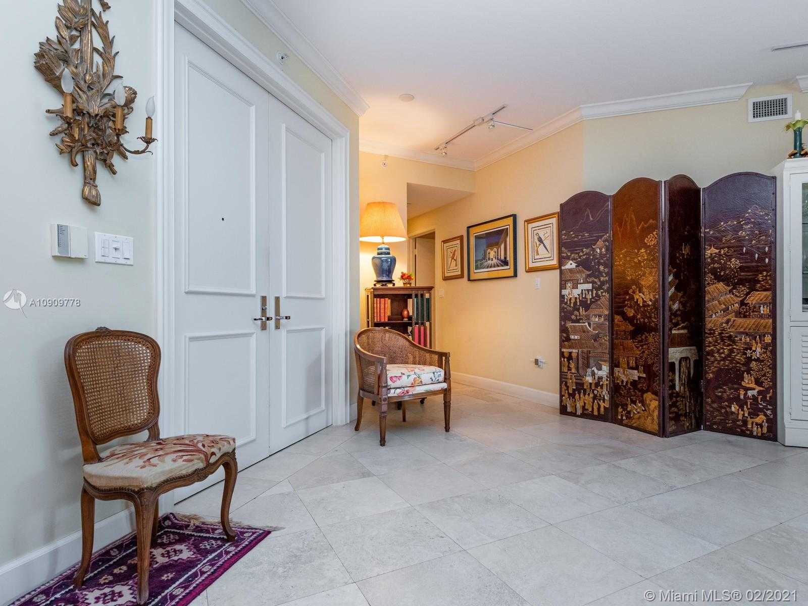 Small Image of 727 CRANDON BLVD #202, Key Biscayne Number 6