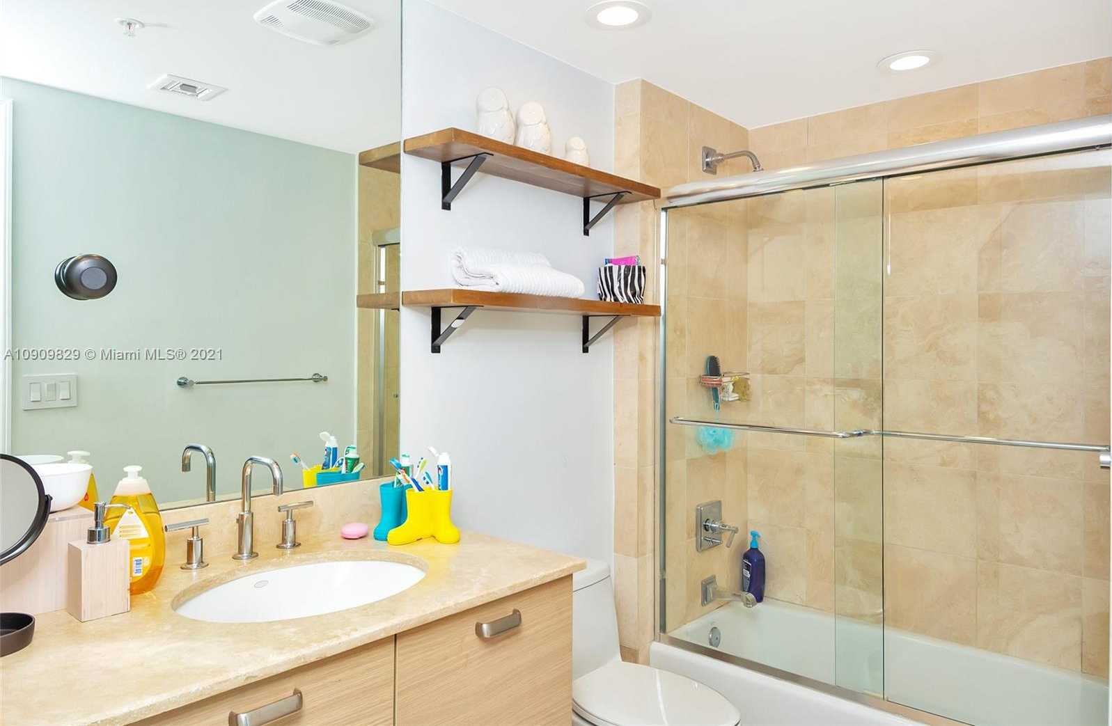 Small Image of 3535 EAST OCEAN DR #1902, Hollywood Number 24