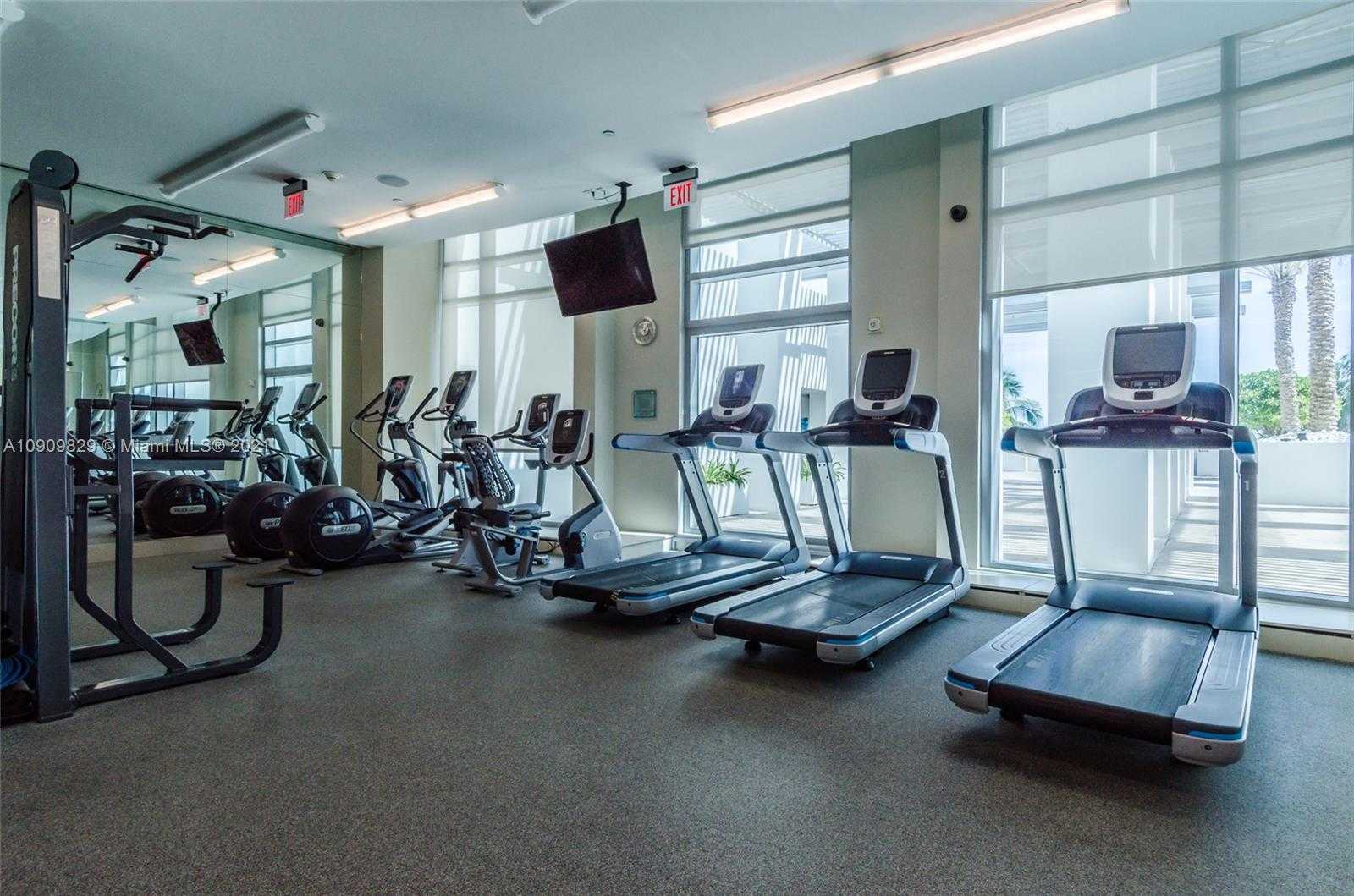 Small Image of 3535 EAST OCEAN DR #1902, Hollywood Number 32