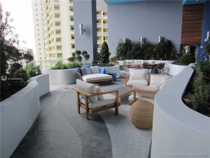 Small Image of 1300 BRICKELL BAY DR #4200, Miami Number 14