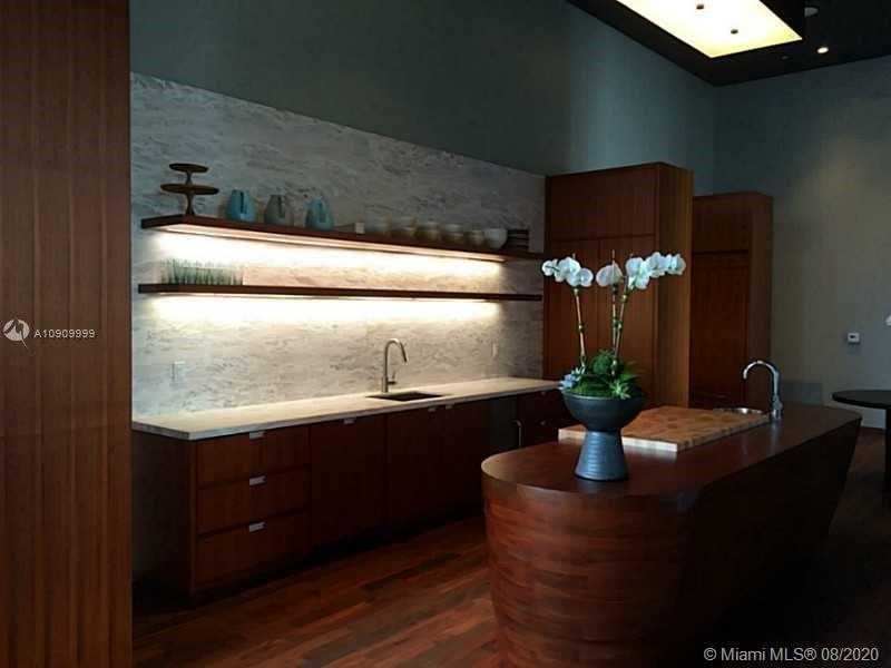 Small Image of 1300 BRICKELL BAY DR #4200, Miami Number 20