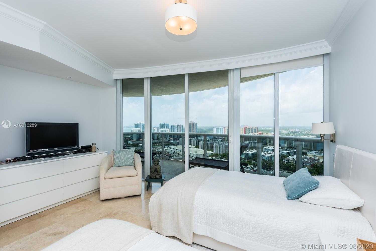 Small Image of 17201 COLLINS AVE #2908, Sunny Isles Beach Number 13