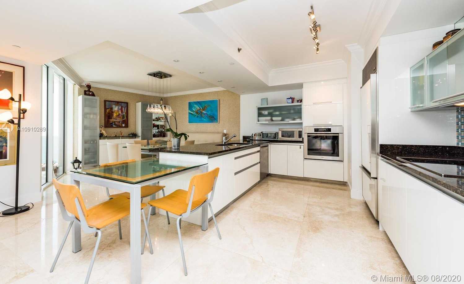 Small Image of 17201 COLLINS AVE #2908, Sunny Isles Beach Number 4