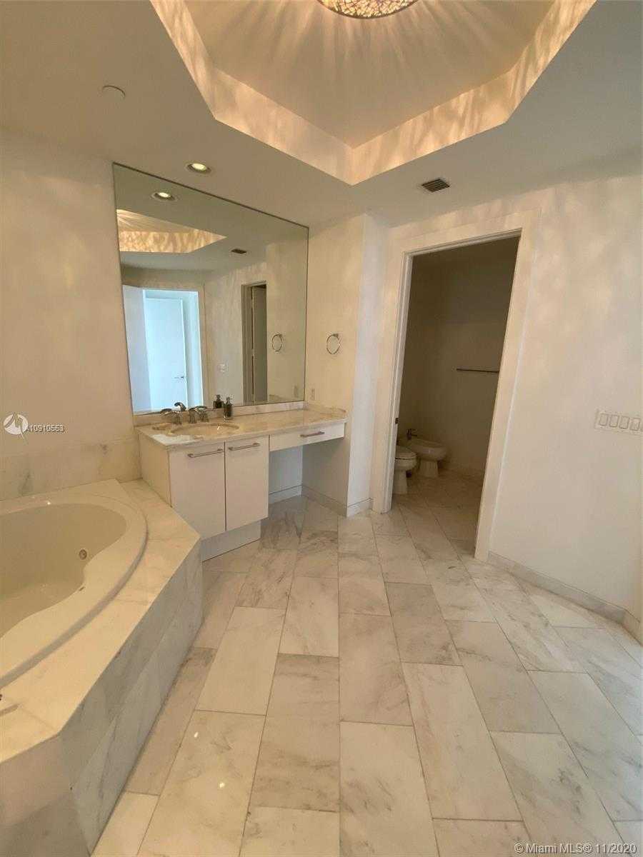 Small Image of 4100 ISLAND BLVD #1002, Aventura Number 12