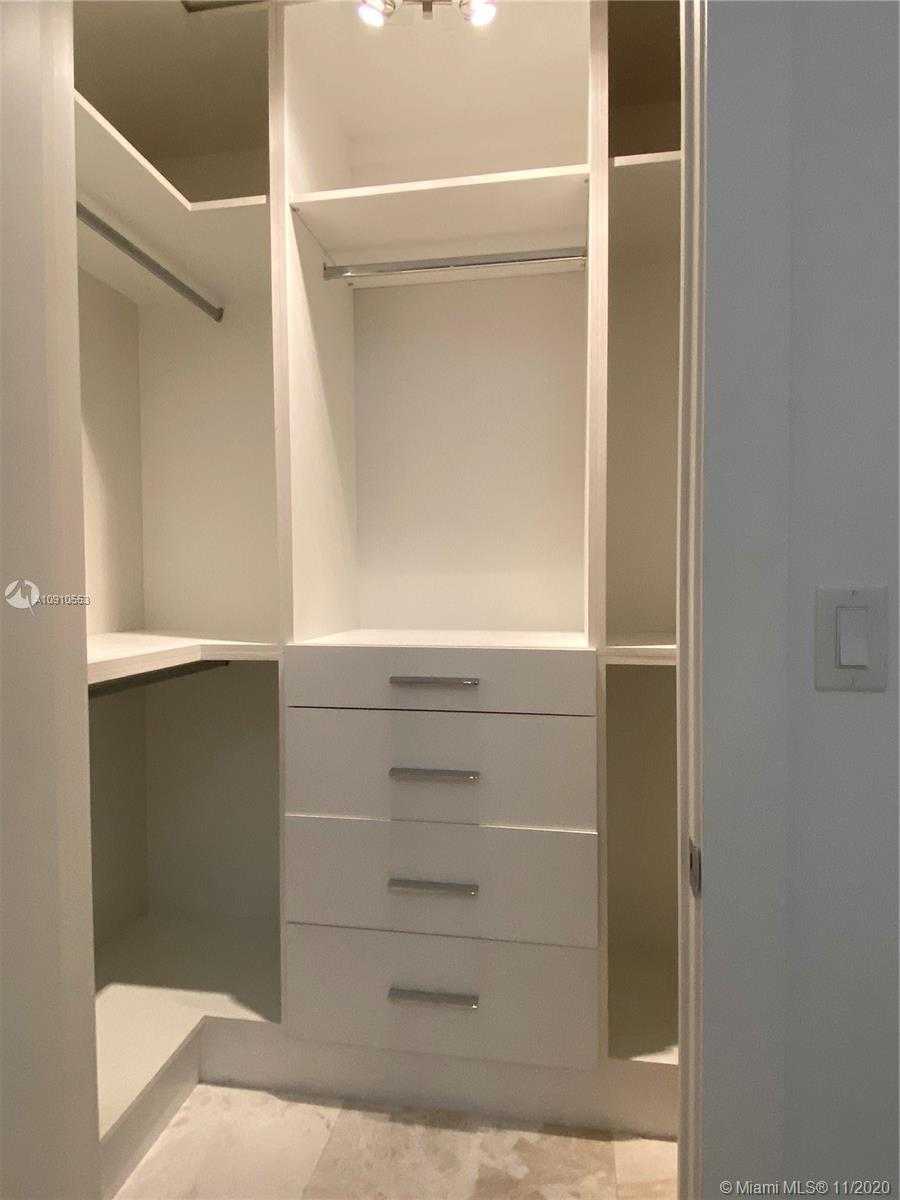 Small Image of 4100 ISLAND BLVD #1002, Aventura Number 17