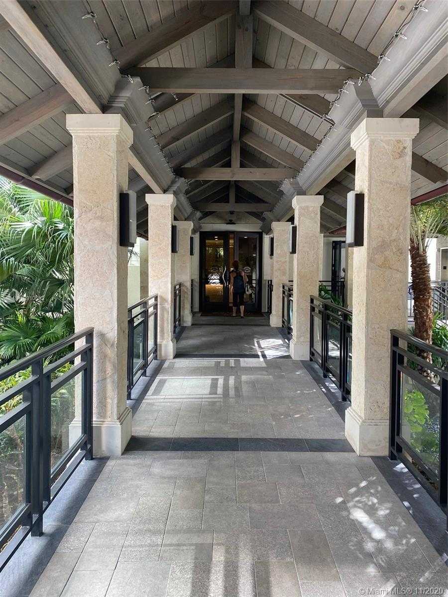 Small Image of 4100 ISLAND BLVD #1002, Aventura Number 29