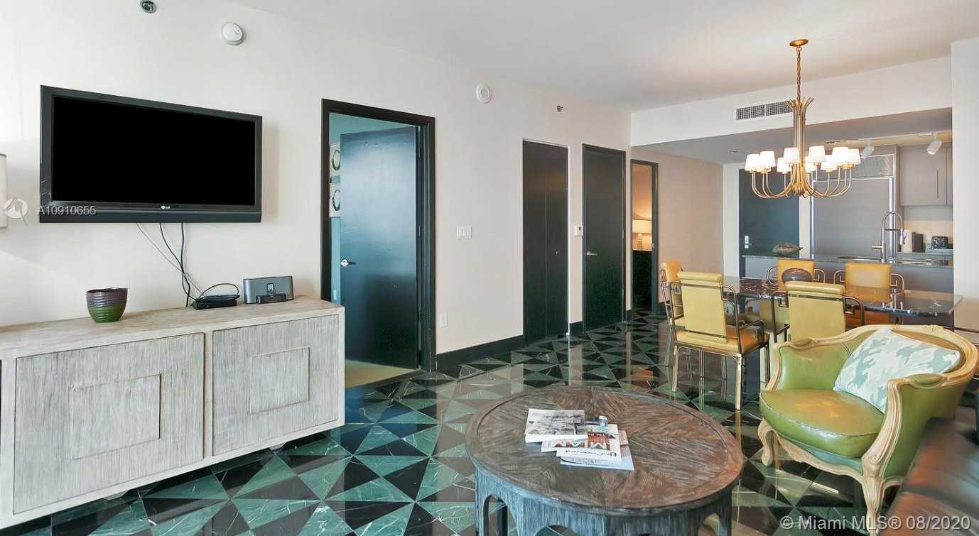Small Image of 485 BRICKELL AVE #4309, Miami Number 2