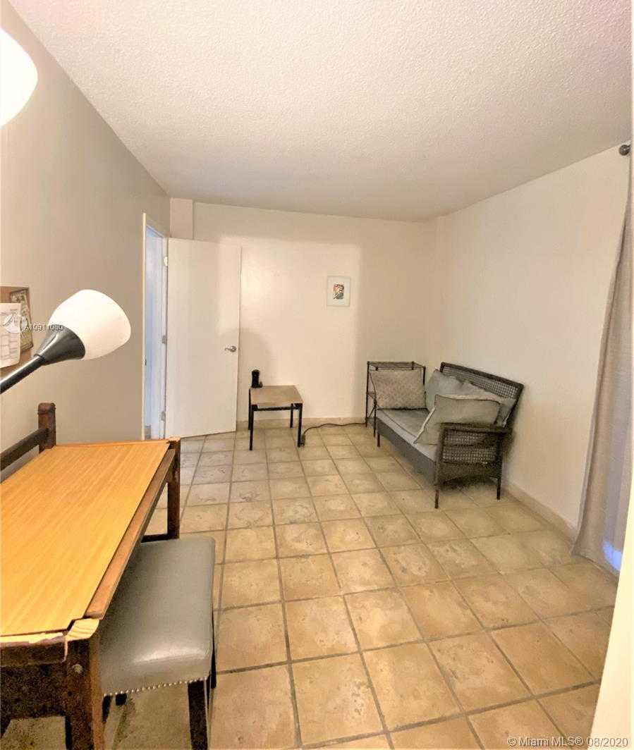 Small Image of 3101 NORTH COUNTRY CLUB DR #101, Aventura Number 15