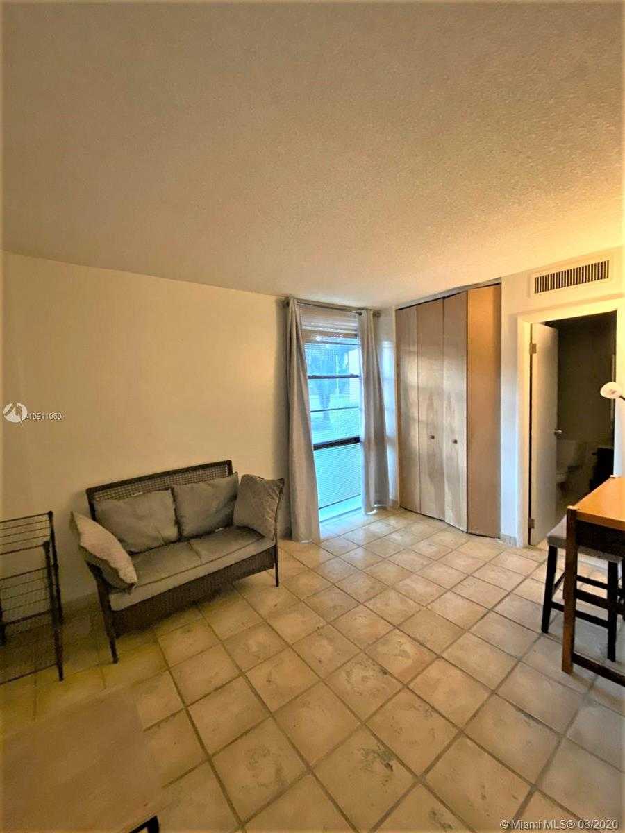 Small Image of 3101 NORTH COUNTRY CLUB DR #101, Aventura Number 16
