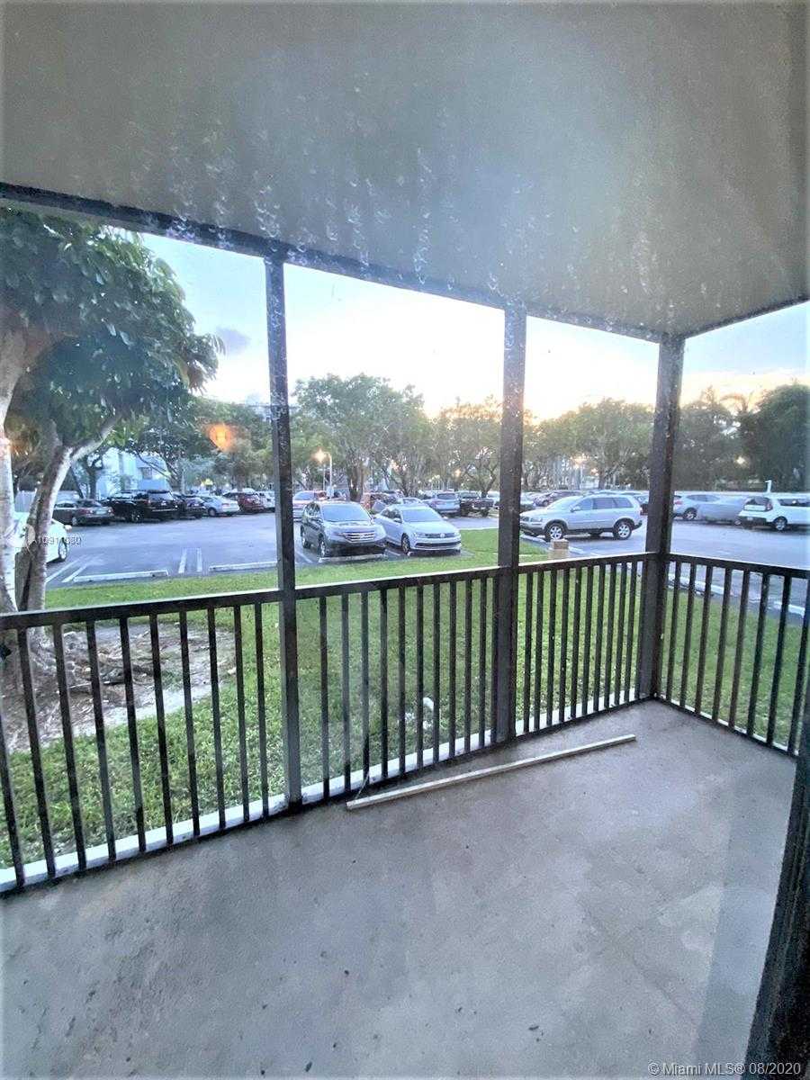 Small Image of 3101 NORTH COUNTRY CLUB DR #101, Aventura Number 8