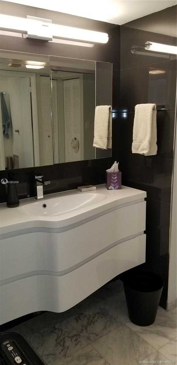 Small Image of 20335 WEST COUNTRY CLUB DR #1803, Aventura Number 11