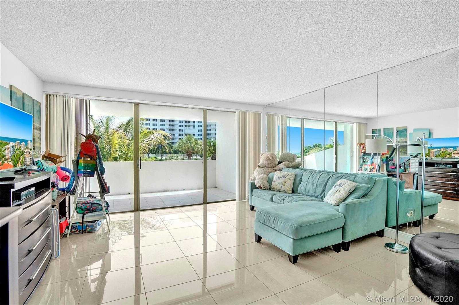 Small Image of 177 OCEAN LANE DR #203, Key Biscayne Number 5