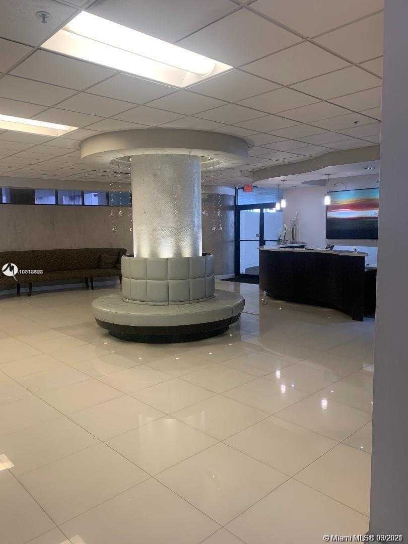 Small Image of 1621 COLLINS AVE #306, Miami Beach Number 6