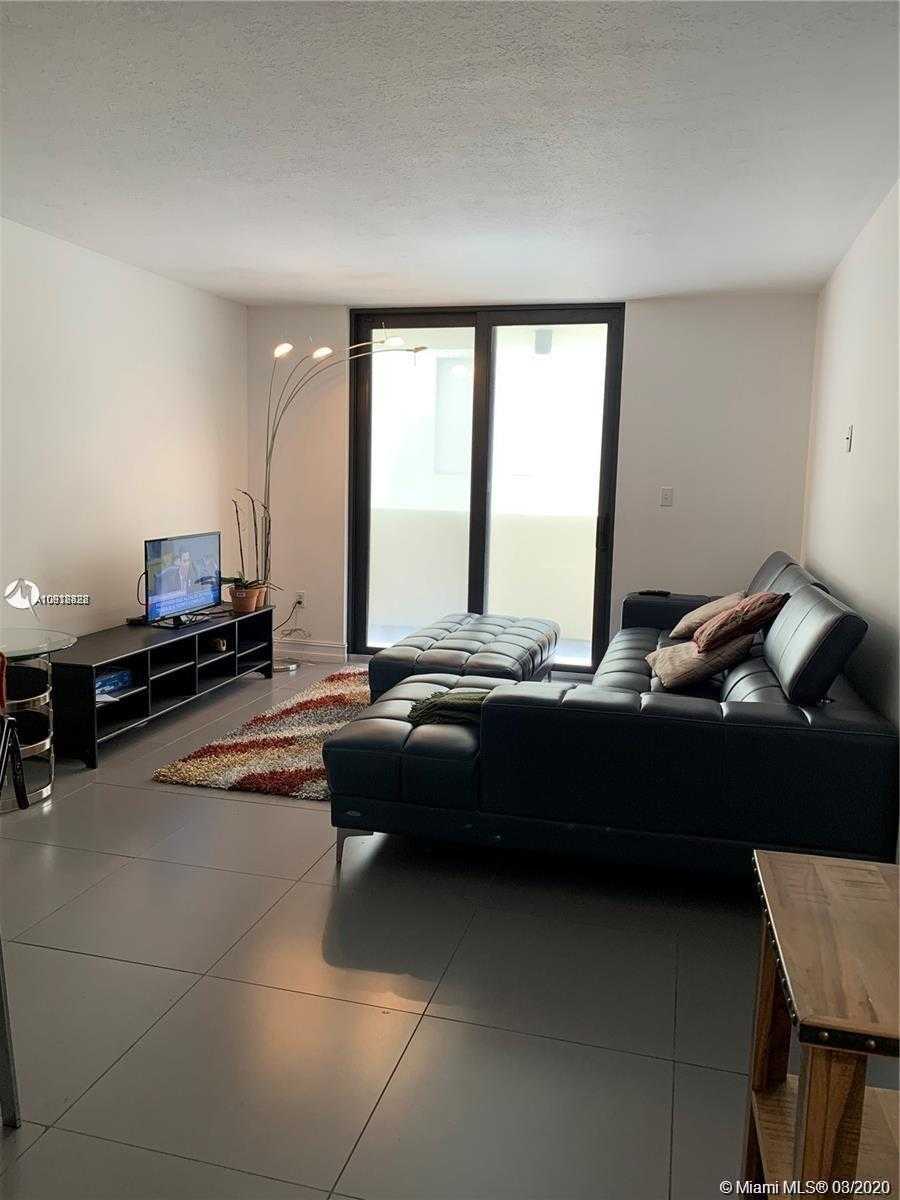 Small Image of 1621 COLLINS AVE #306, Miami Beach Number 8