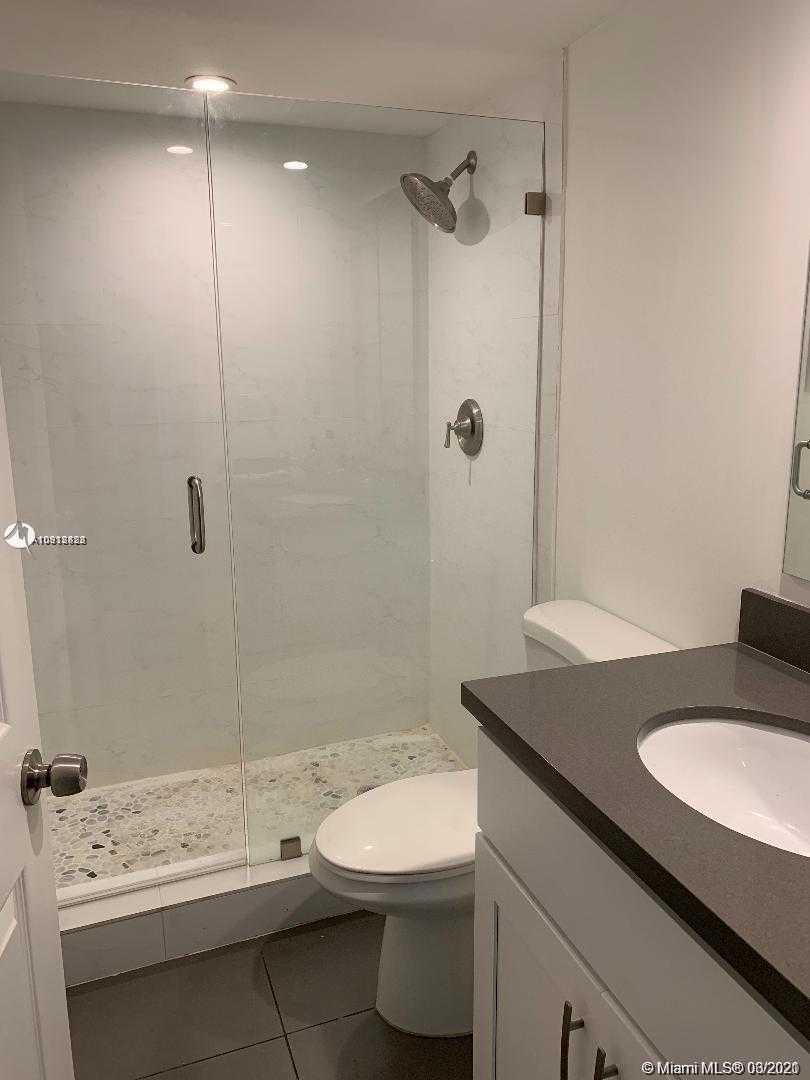 Small Image of 1621 COLLINS AVE #306, Miami Beach Number 9