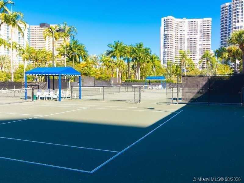 Small Image of 3530 MYSTIC POINTE DR #1608, Aventura Number 12